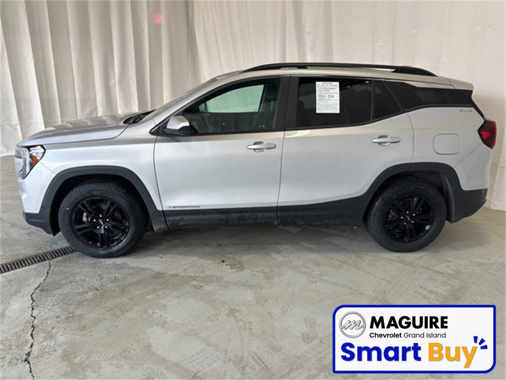 Used 2022 GMC Terrain SLE w/ Driver Convenience Package image 27