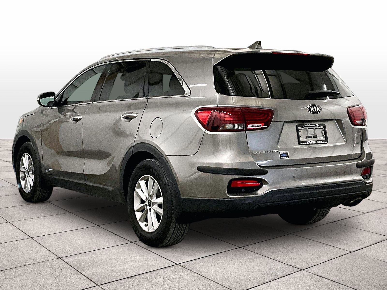 Used 2019 Kia Sorento AWD w/ LX Convenience Package image 11