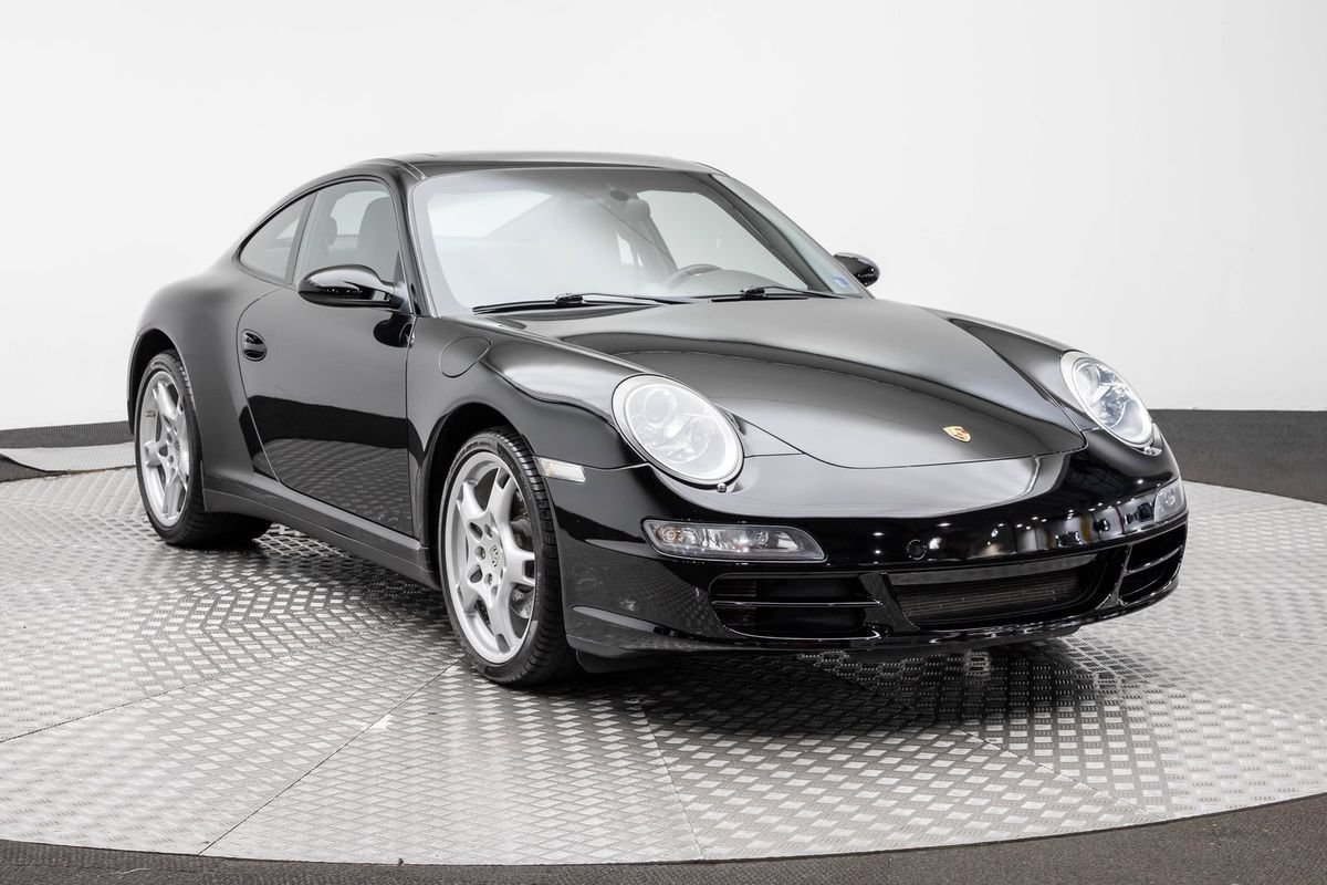 Used 2006 Porsche 911 Carrera 4 AWD/4WD image 4