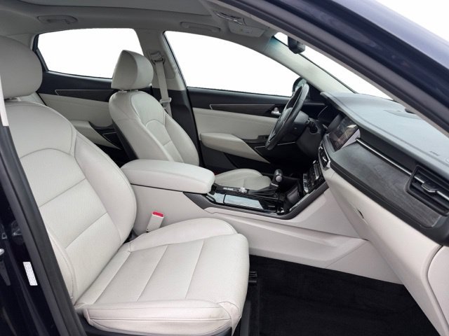 Used 2020 Kia Cadenza Technology FWD image 15