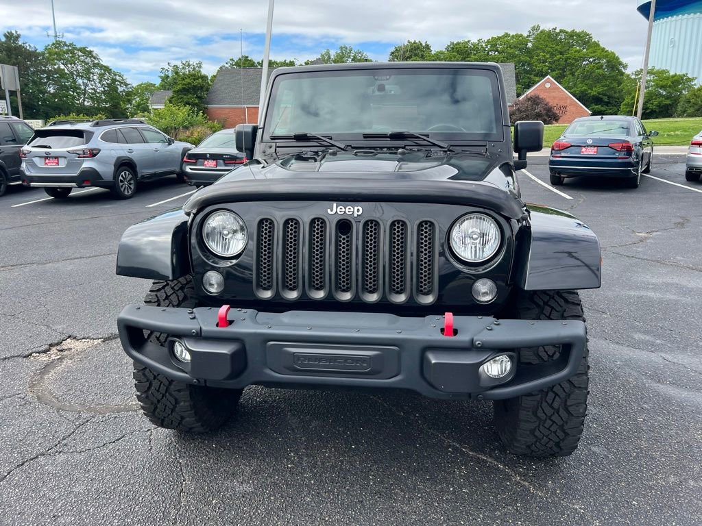 Used 2016 Jeep Wrangler Unlimited Rubicon AWD/4WD image 2