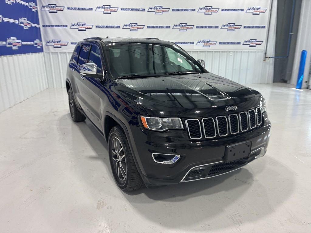 Used 2017 Jeep Grand Cherokee Limited image 10