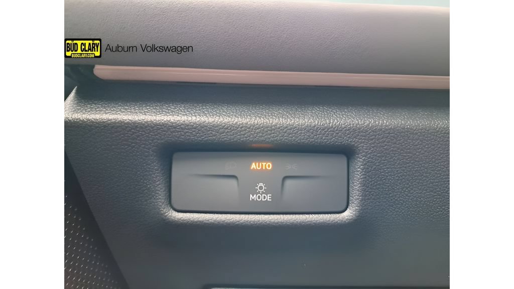 New 2026 Volkswagen Tiguan SE AWD/4WD image 21