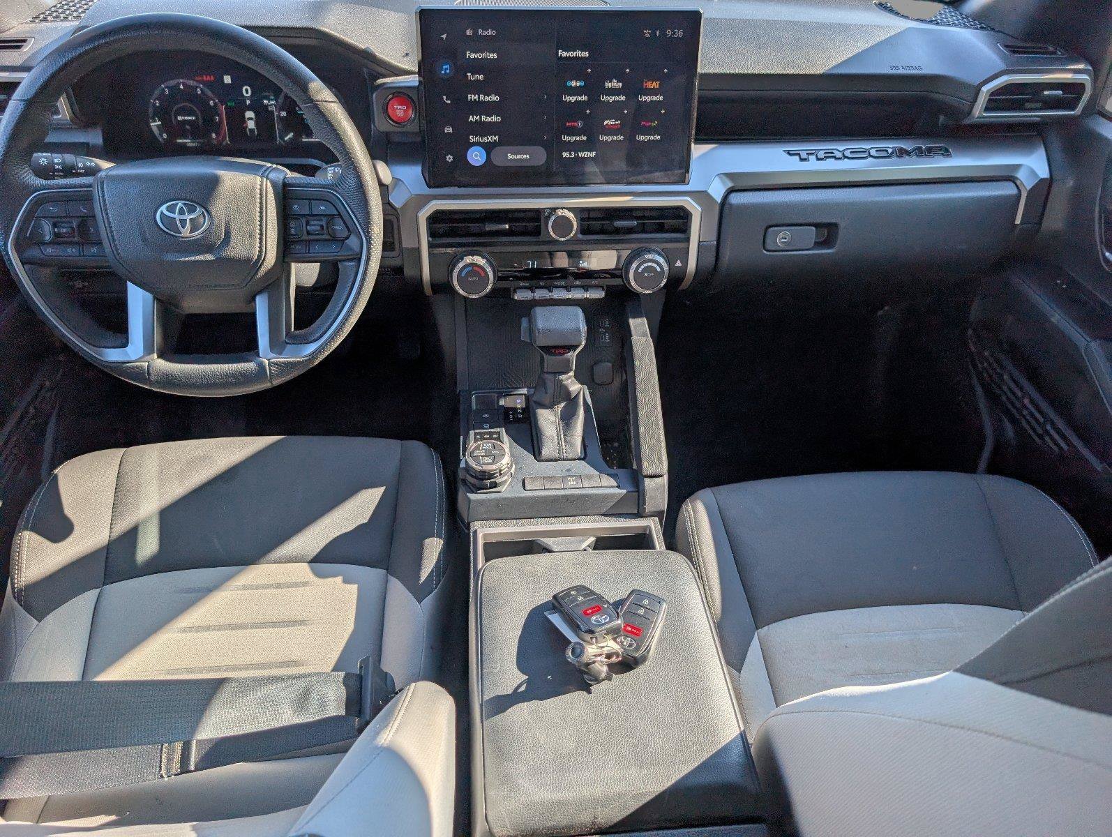 Used 2025 Toyota Tacoma TRD Off-Road AWD/4WD image 31