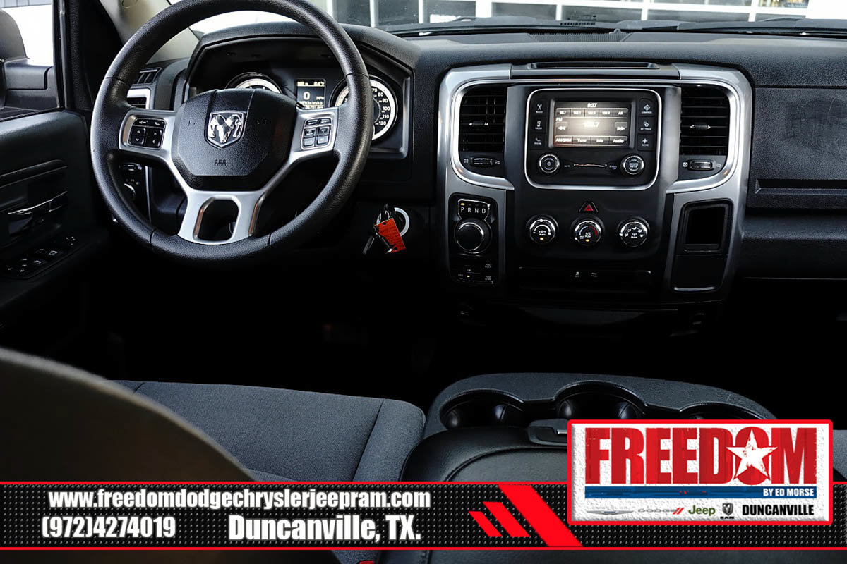 Used 2024 RAM 1500 Classic SLT AWD/4WD image 16
