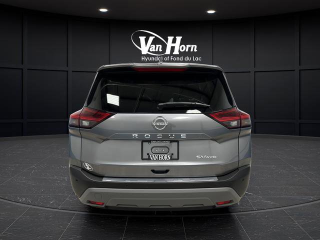 Used 2023 Nissan Rogue SV image 4