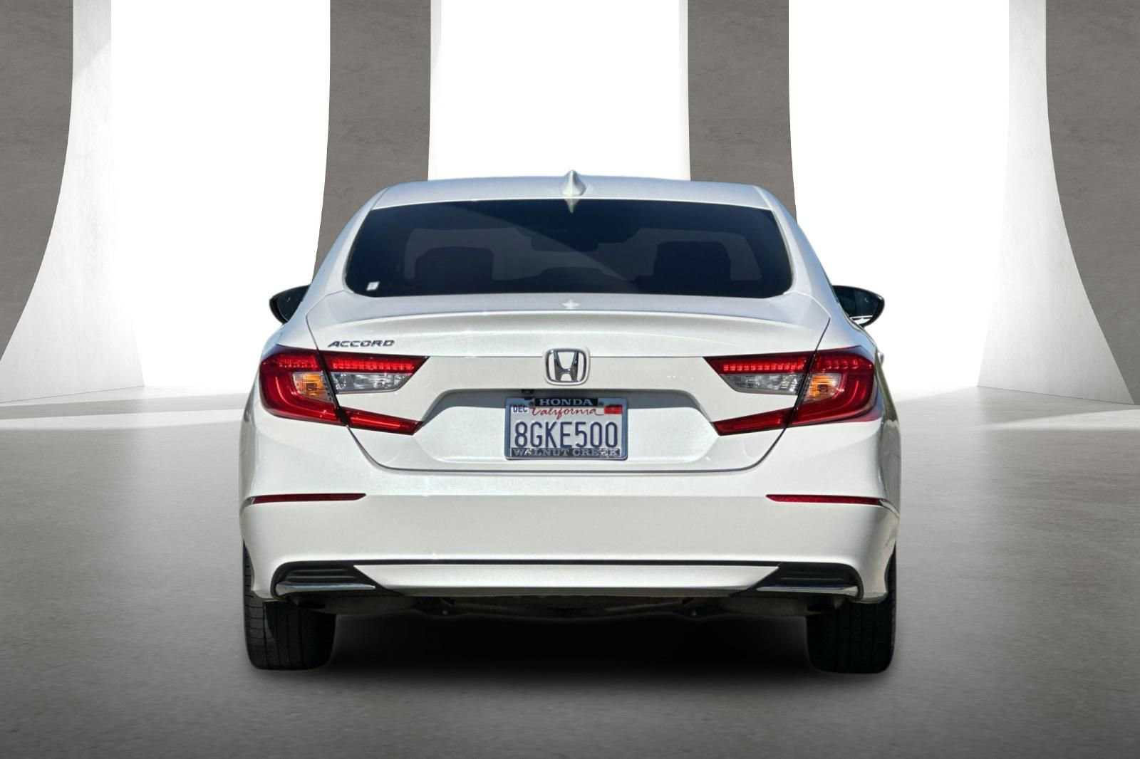 Used 2018 Honda Accord EX image 5
