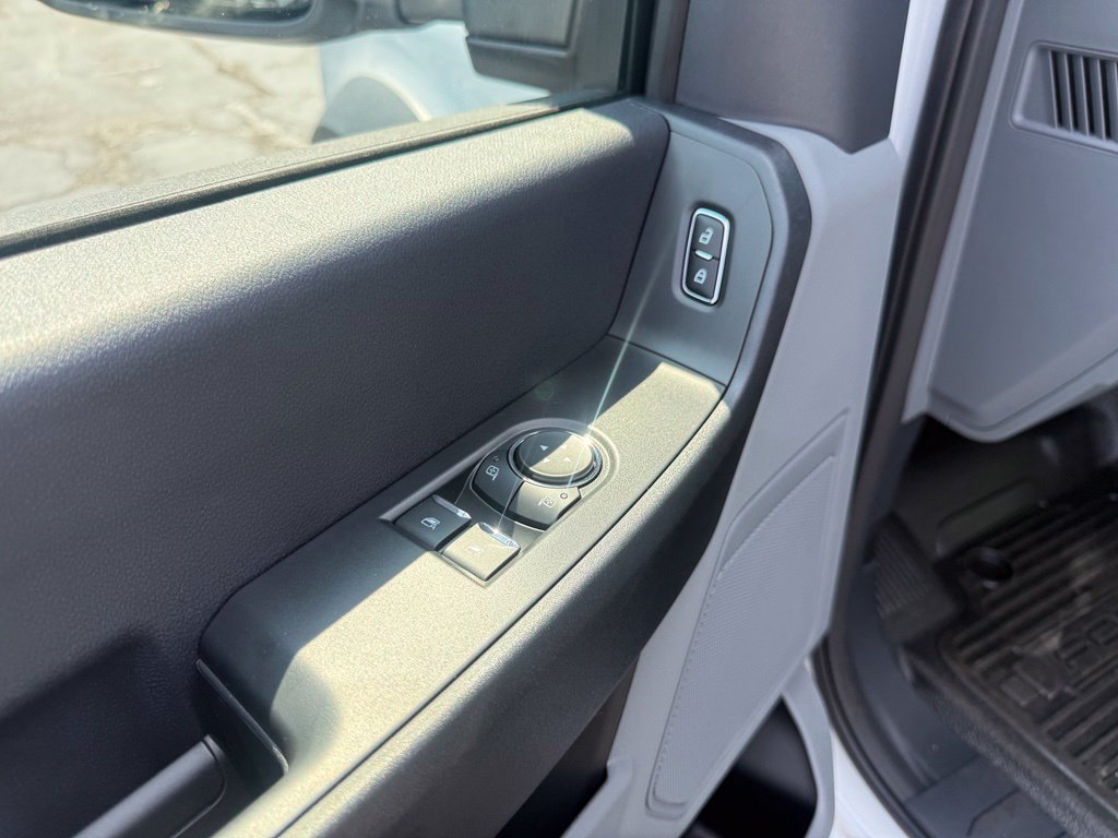 New 2026 Ford F550 Luxury RWD image 15
