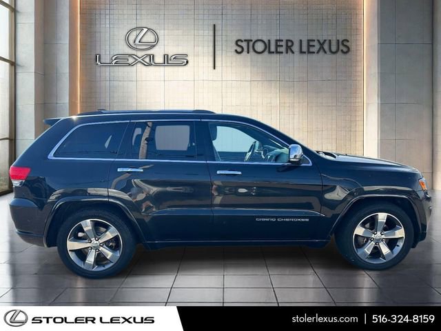 Used 2016 Jeep Grand Cherokee Overland w/ Advanced Technology Group image 3