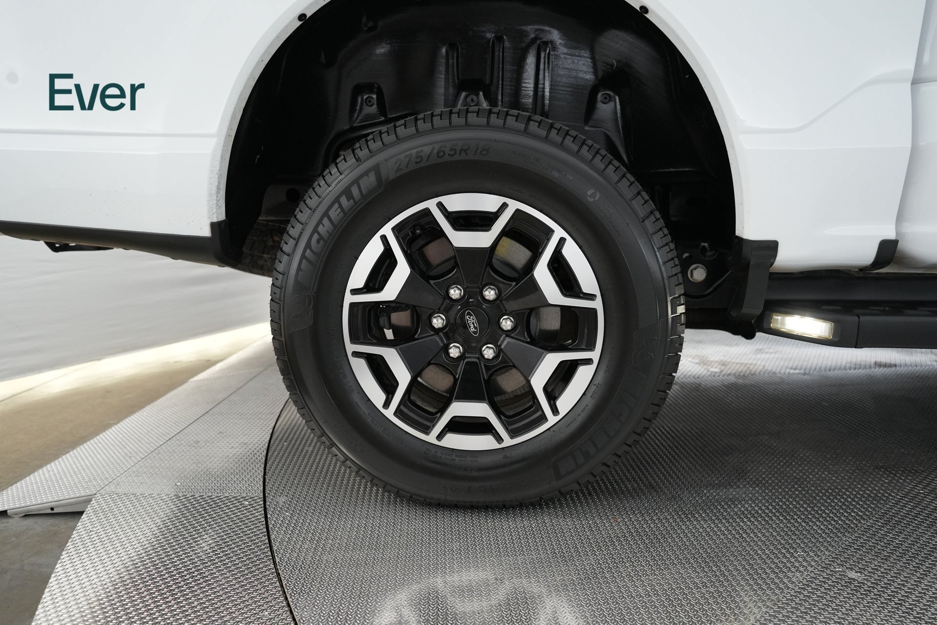 Used 2023 Ford F150 Lightning XLT AWD/4WD image 14