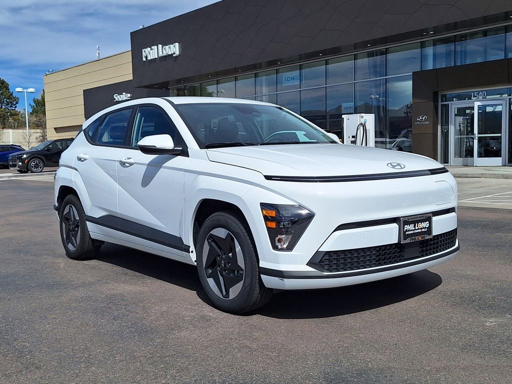 Certified 2024 Hyundai Kona SE image 1