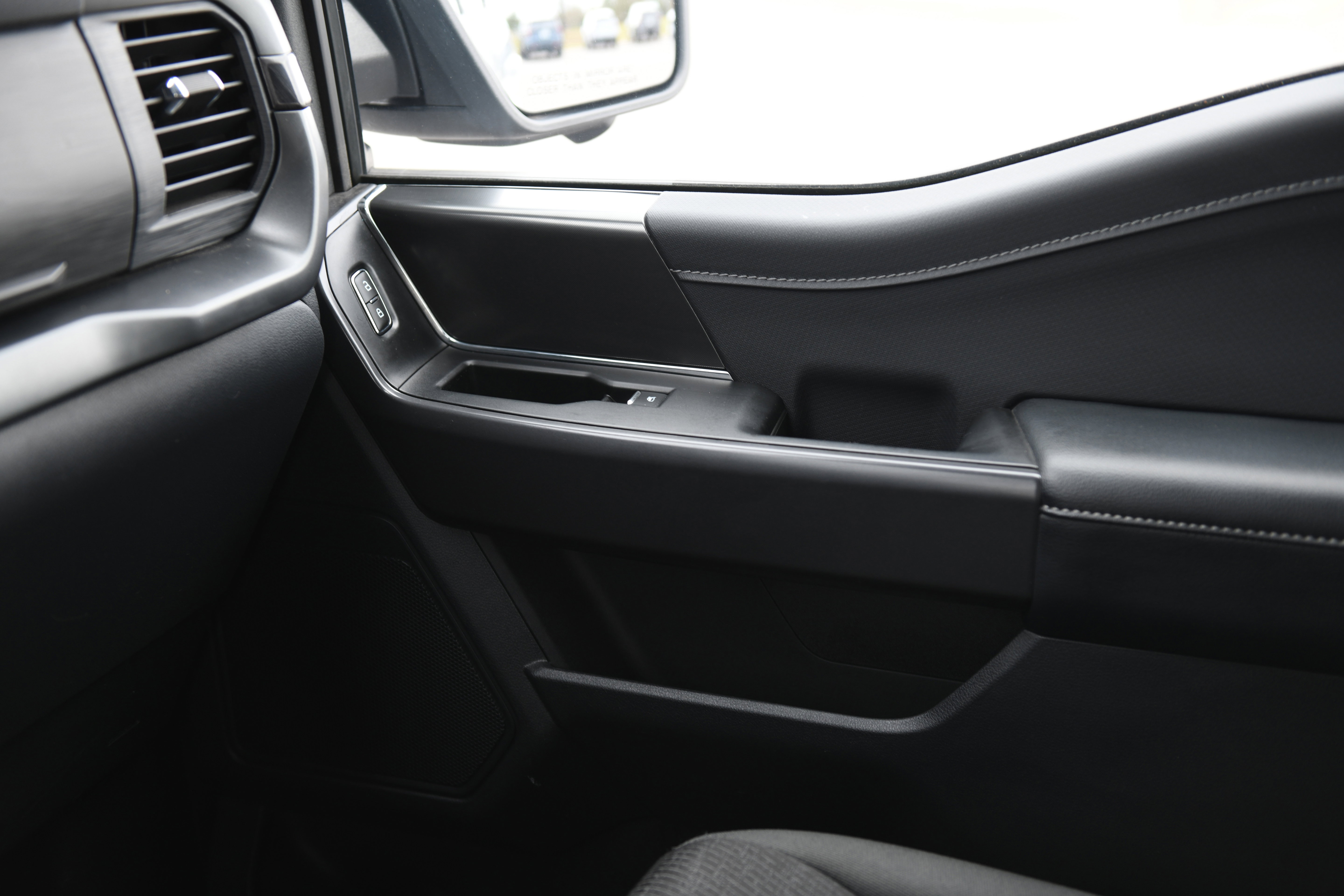 Used 2024 Ford F150 XLT w/ Equipment Group 302A MID image 24