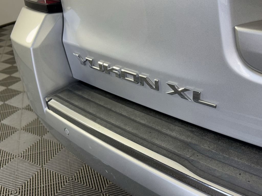 Used 2020 GMC Yukon XL Denali image 11