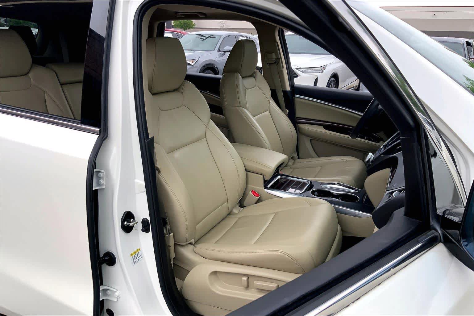 Used 2016 Acura MDX FWD w/ Technology Package image 9