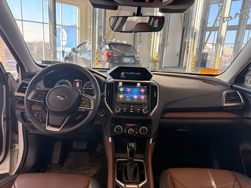 Used 2023 Subaru Forester Touring image 11