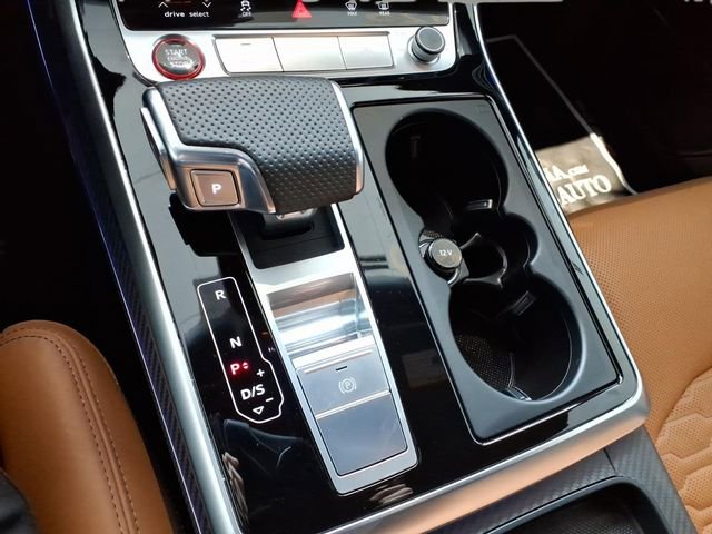 Used 2025 Audi RS Q8 performance image 16