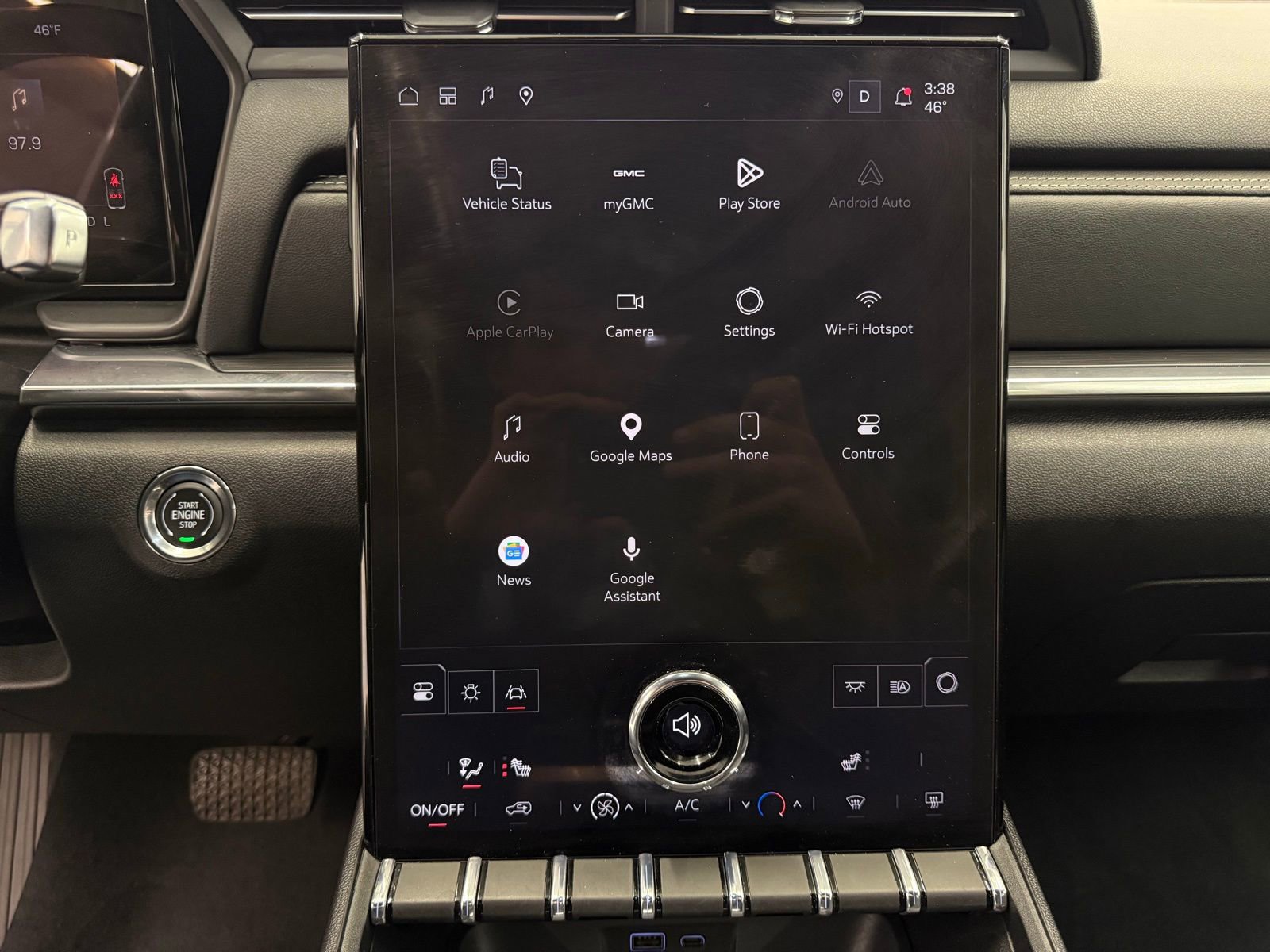 Used 2026 GMC Terrain Elevation image 14