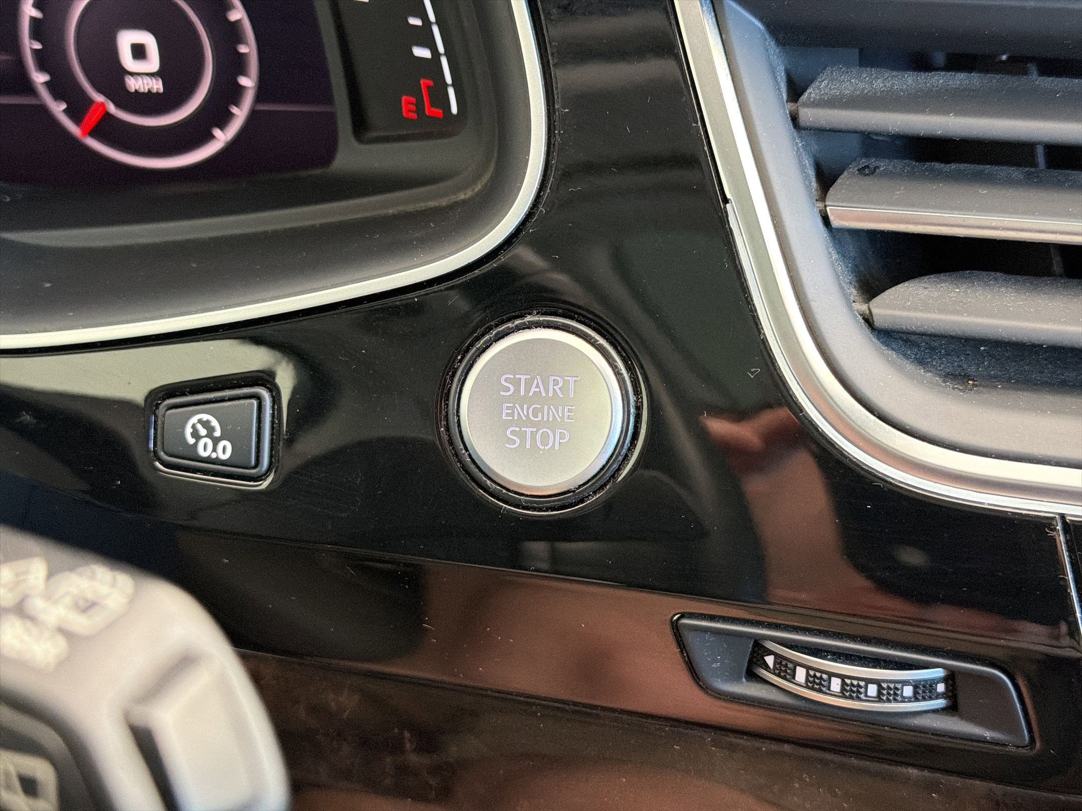 Used 2017 Audi Q7 3.0T Premium Plus w/ Premium Plus Package image 27