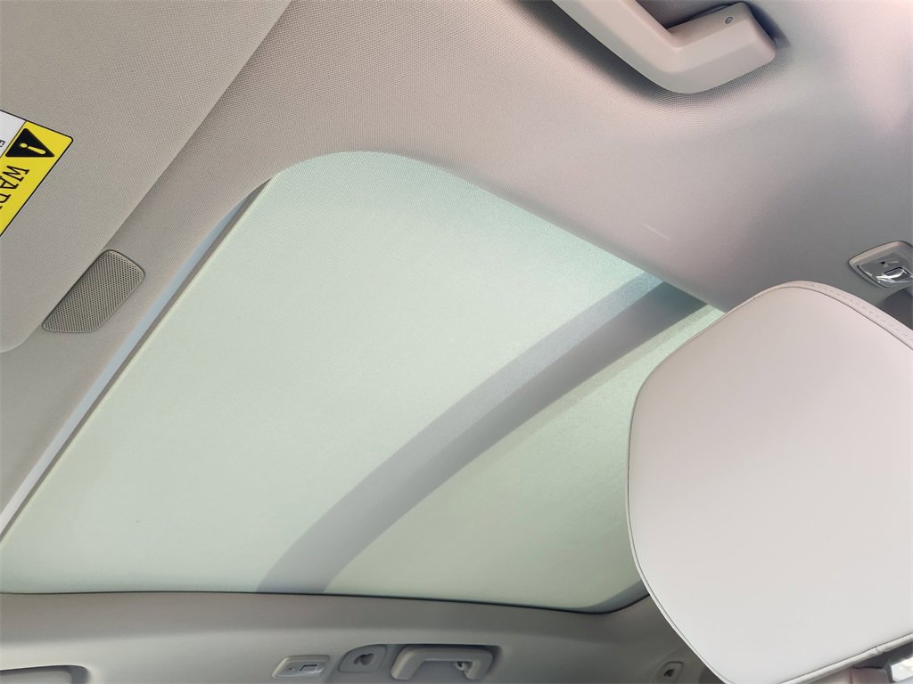 New 2026 Volvo XC90 T8 Ultra image 13