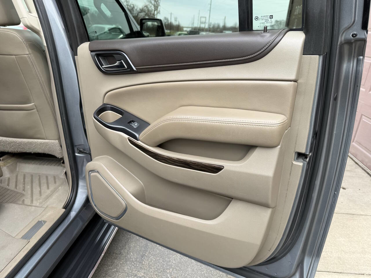 Used 2019 GMC Yukon XL SLT w/ Premium Edition AWD/4WD image 65