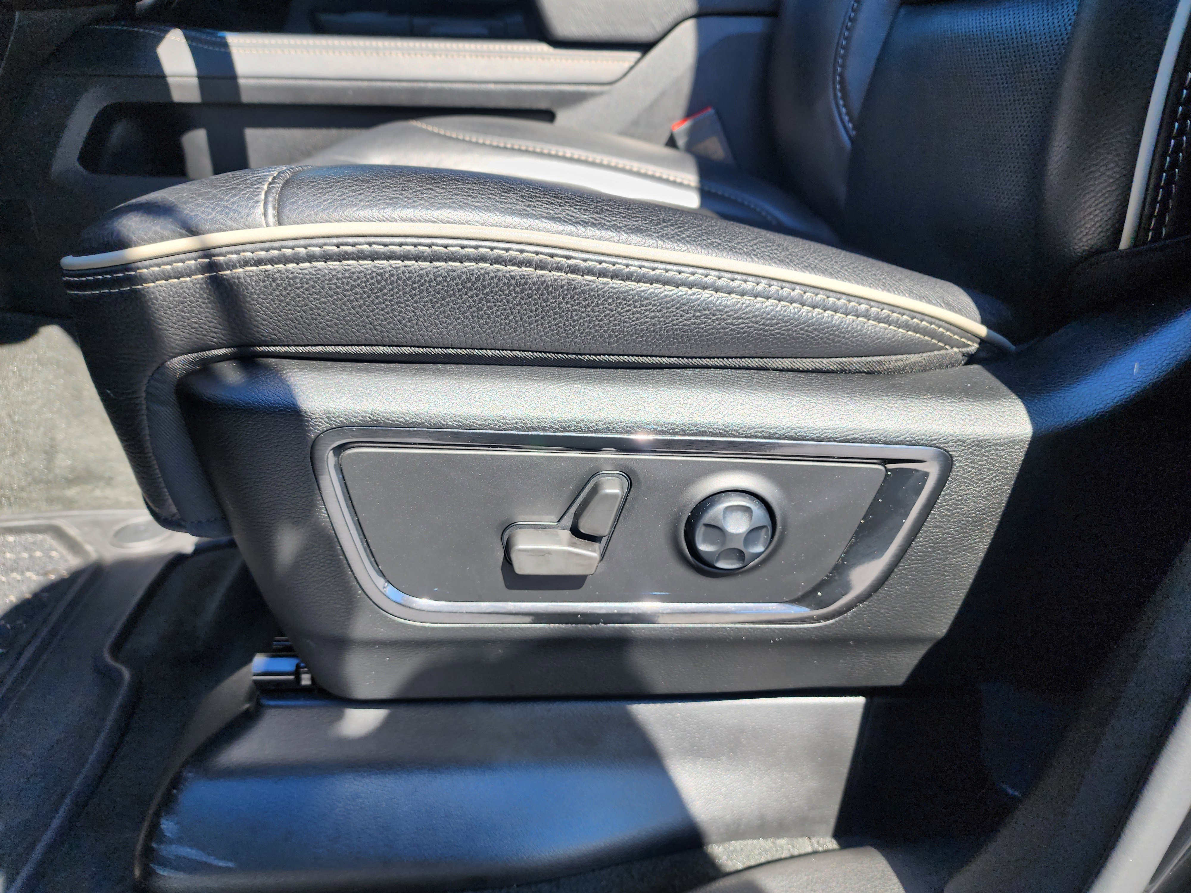 Used 2022 RAM 1500 Limited w/ Night Edition image 27