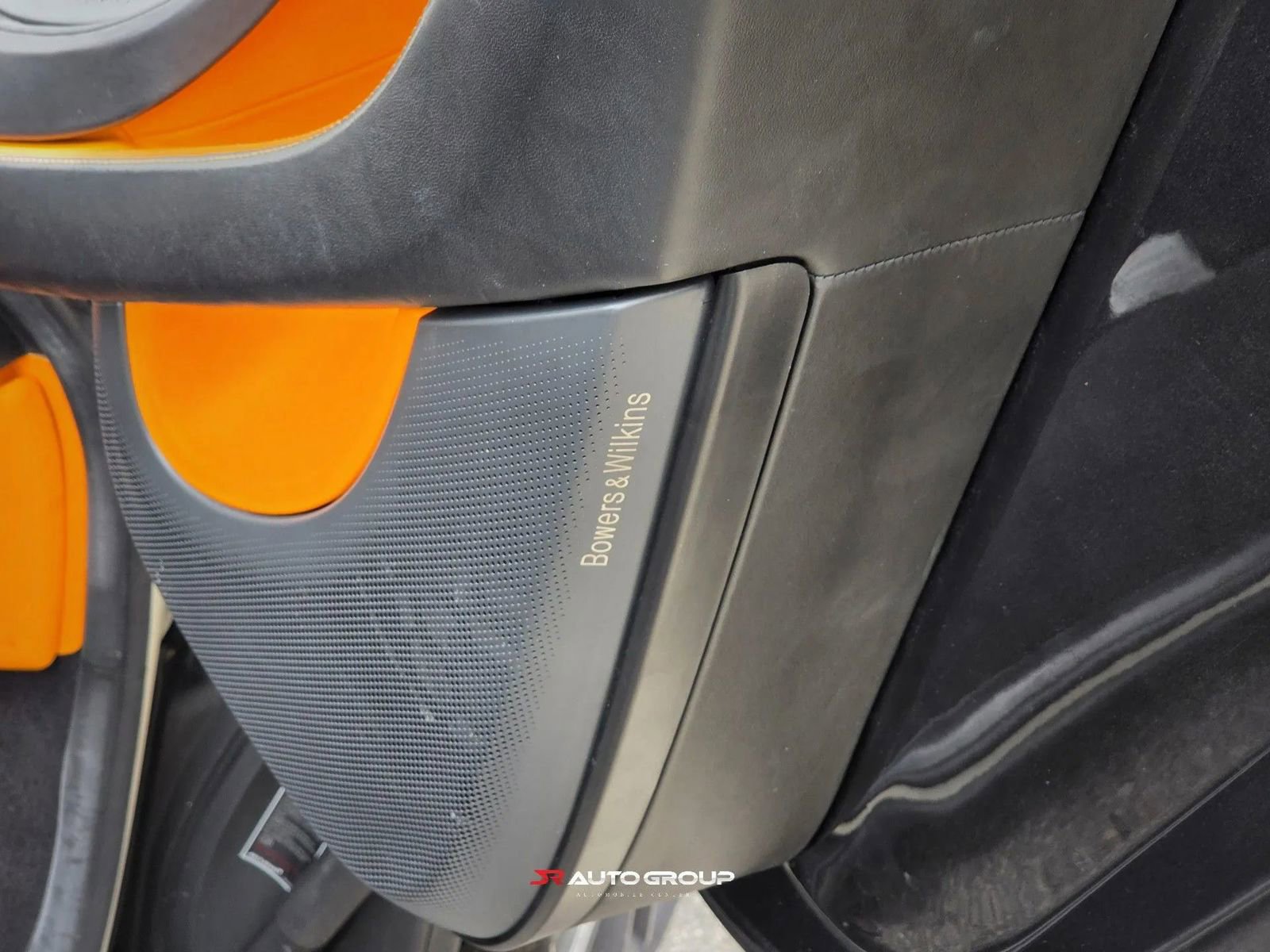 Used 2016 McLaren 570S Coupe RWD image 23