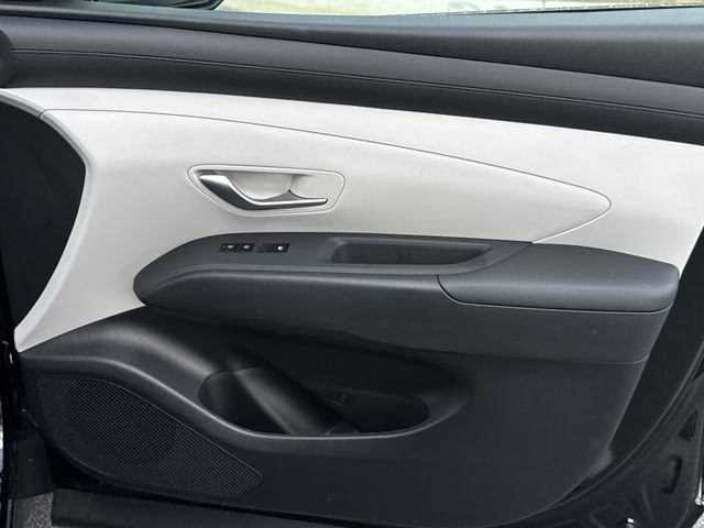 New 2026 Hyundai Tucson SE FWD image 16