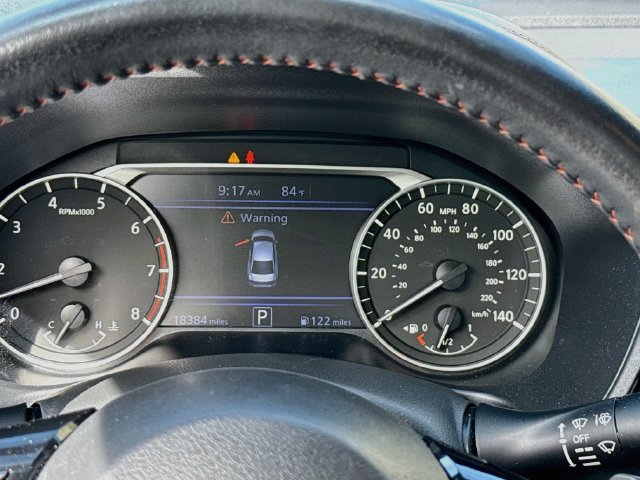 Used 2024 Nissan Altima 2.5 SR FWD image 12