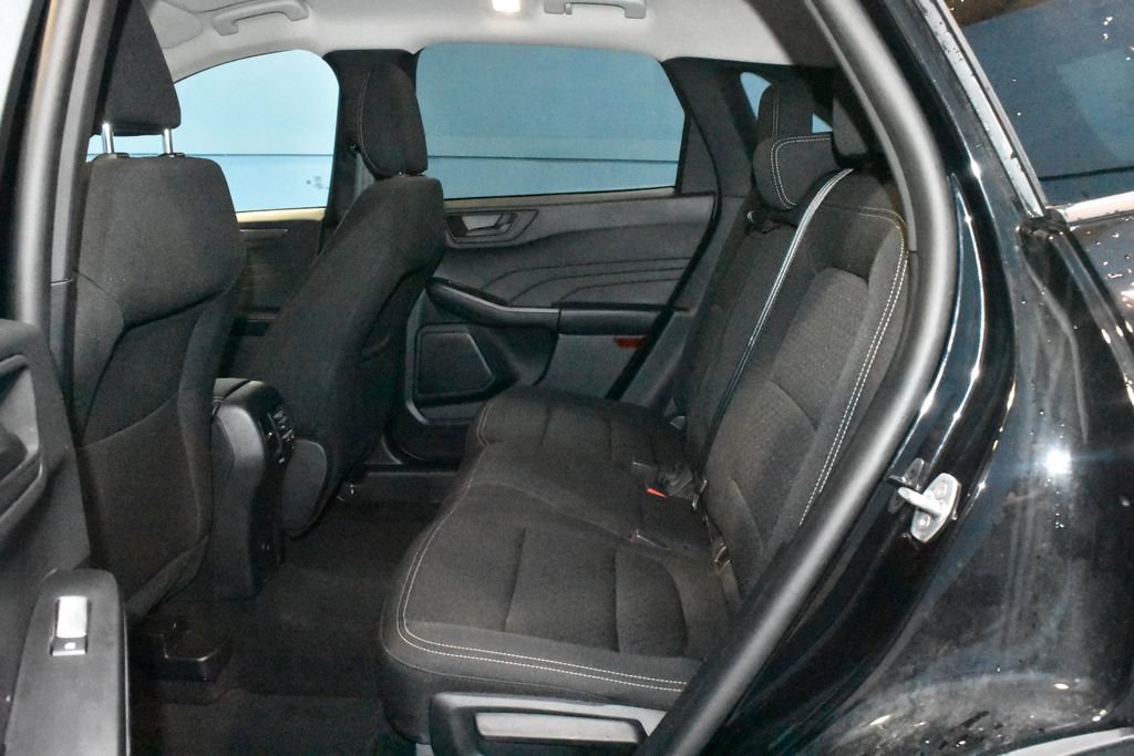 Used 2025 Ford Escape Active AWD/4WD image 19