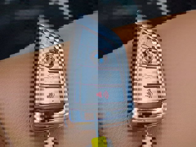 Used 2021 BMW X7 M50i w/ Cold Weather Package image 30