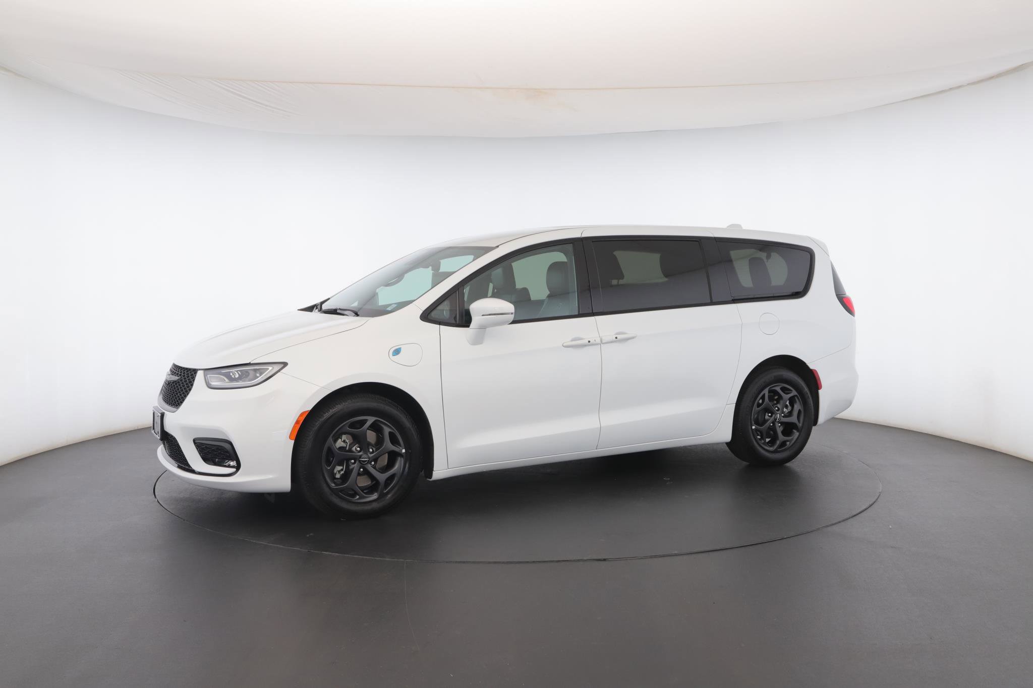 Used 2022 Chrysler Pacifica Touring-L w/ S Appearance Package image 41