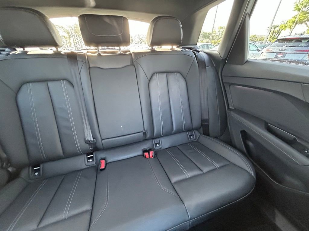 Used 2024 Audi Q4 e-tron Premium w/ Convenience Package image 15