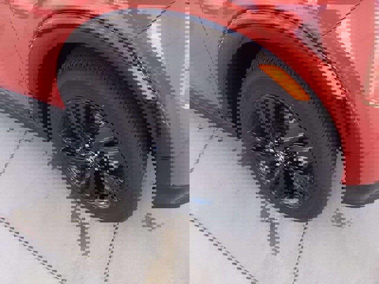 Used 2024 Buick Encore GX Sport Touring w/ Comfort Package image 8