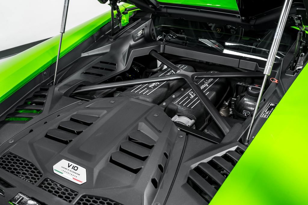 Used 2022 Lamborghini Huracan EVO RWD image 54