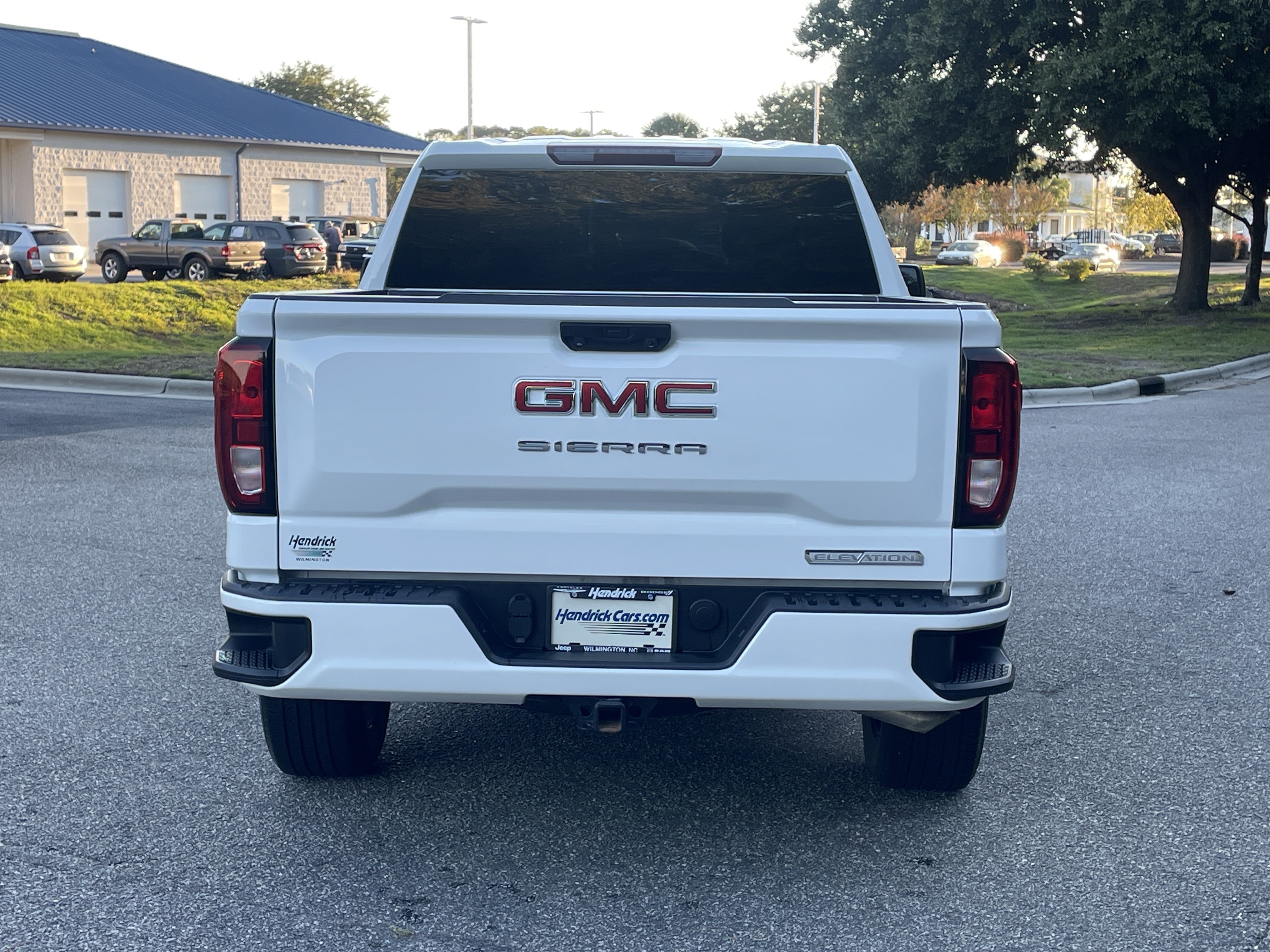 Used 2024 GMC Sierra 1500 Elevation AWD/4WD image 8