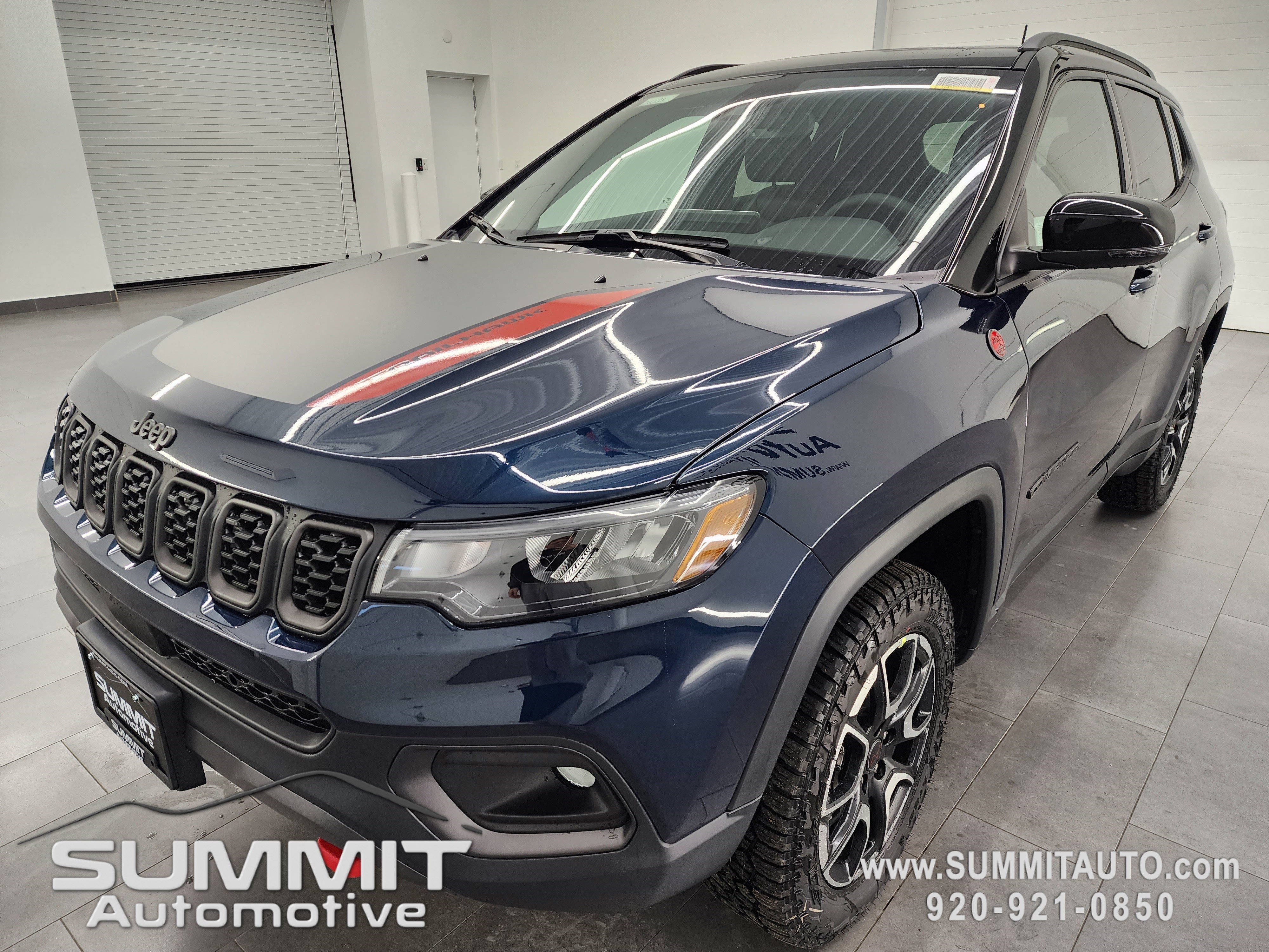 New 2026 Jeep Compass Trailhawk w/ Sun, Sound & Navigation Group image 7