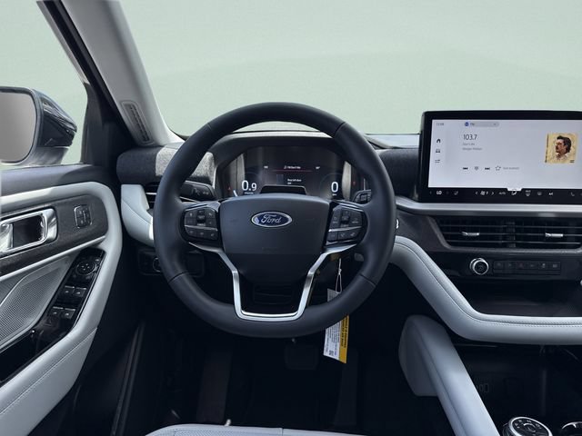 New 2026 Ford Explorer Platinum w/ LUX Leather Package AWD/4WD image 22