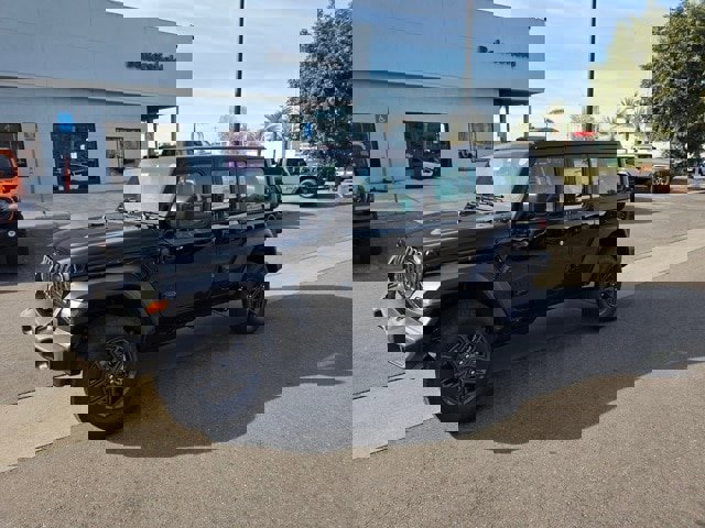 New 2026 Jeep Wrangler Unlimited Sport