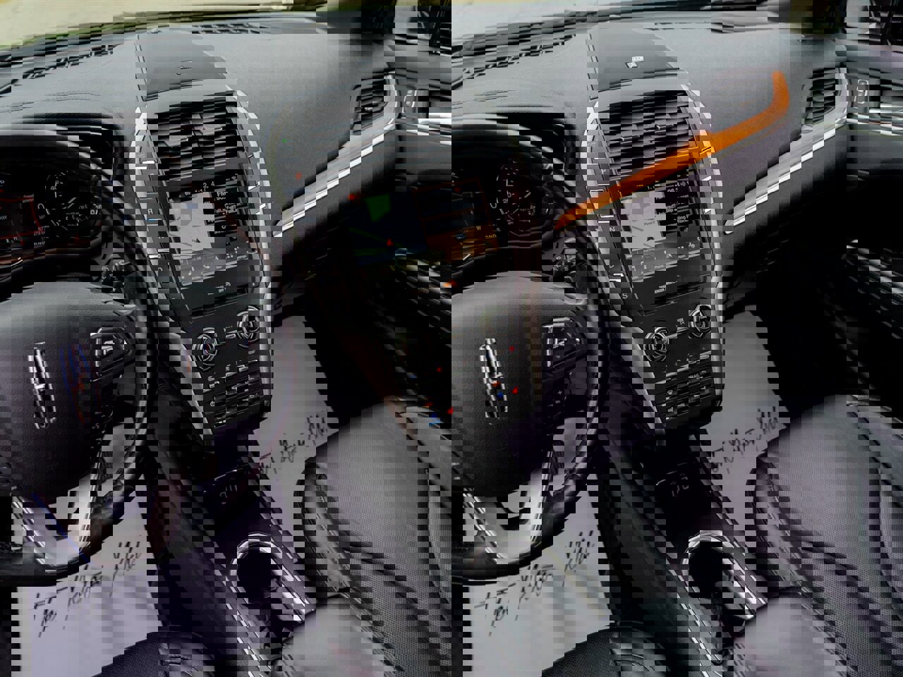 Used 2019 Lincoln MKC Reserve w/ MKC Climate Package image 33