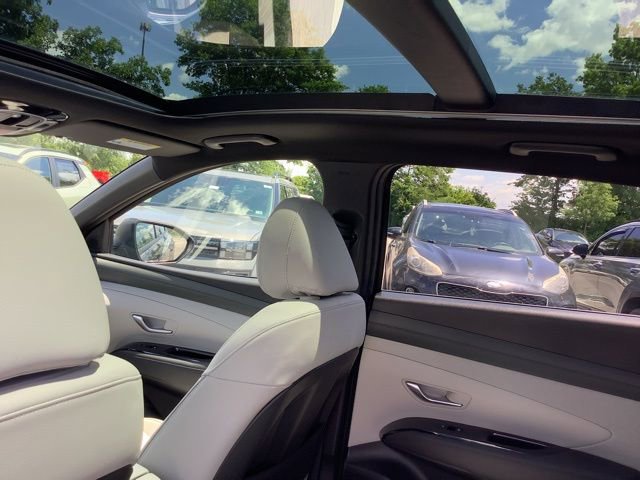 New 2025 Hyundai Tucson Limited image 25