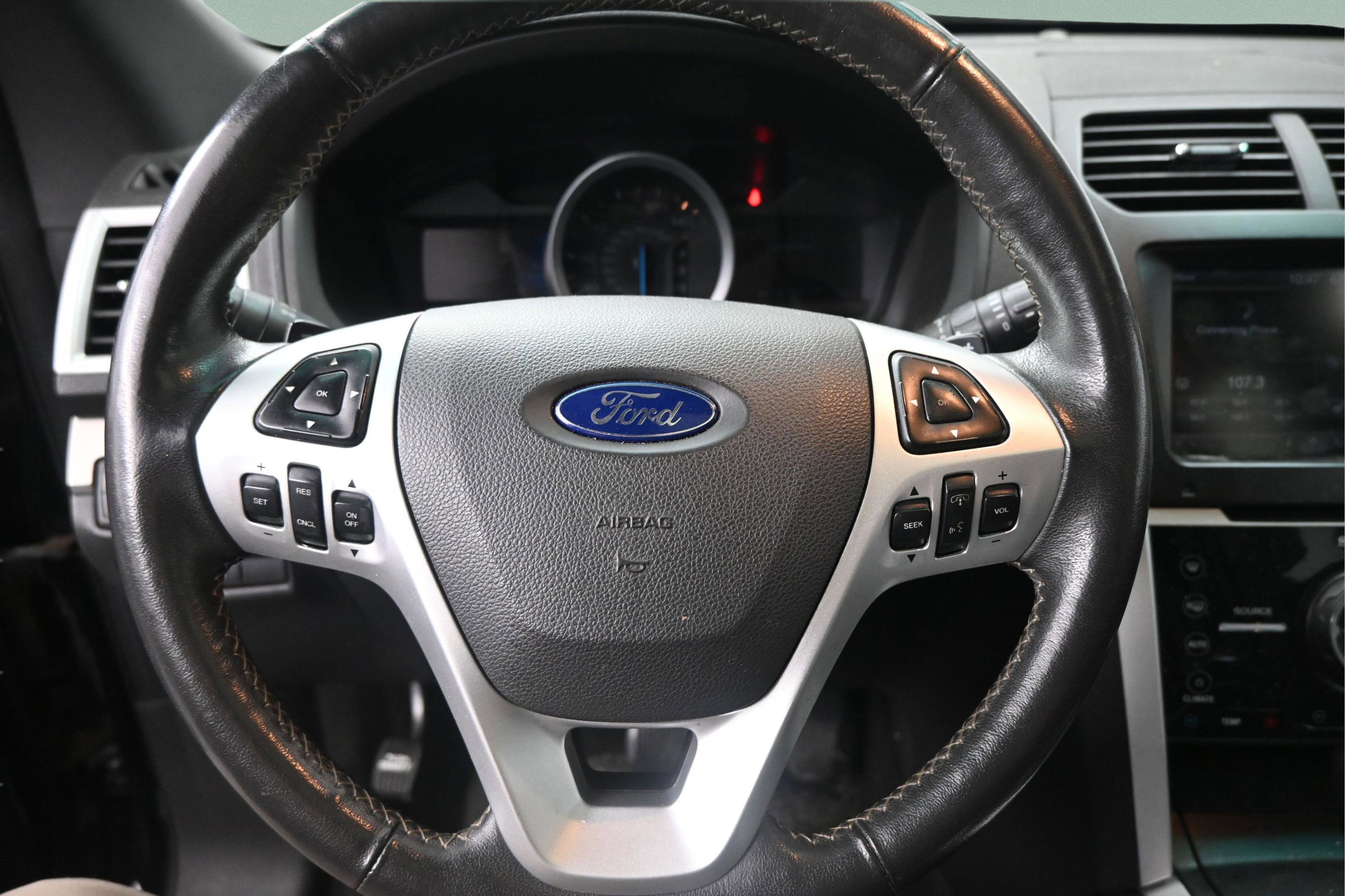 Used 2015 Ford Explorer Sport w/ Equipment Group 401A AWD/4WD image 27