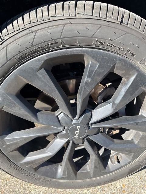 Used 2023 Kia Sorento SX image 24