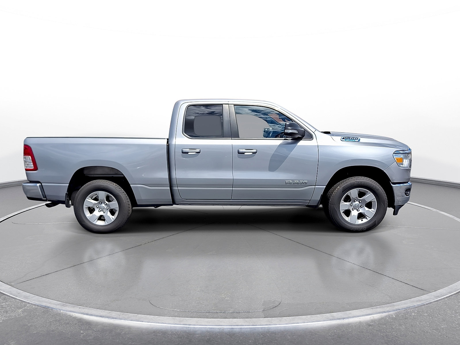Used 2022 RAM 1500 Big Horn AWD/4WD image 9
