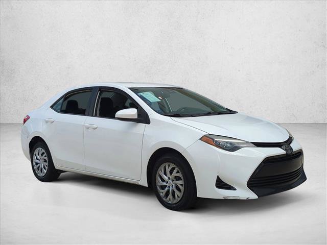 Certified 2018 Toyota Corolla LE FWD image 3