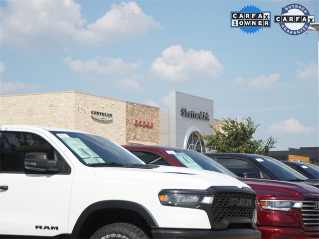 Used 2025 Toyota Sienna XSE w/ XSE Premium Package image 46