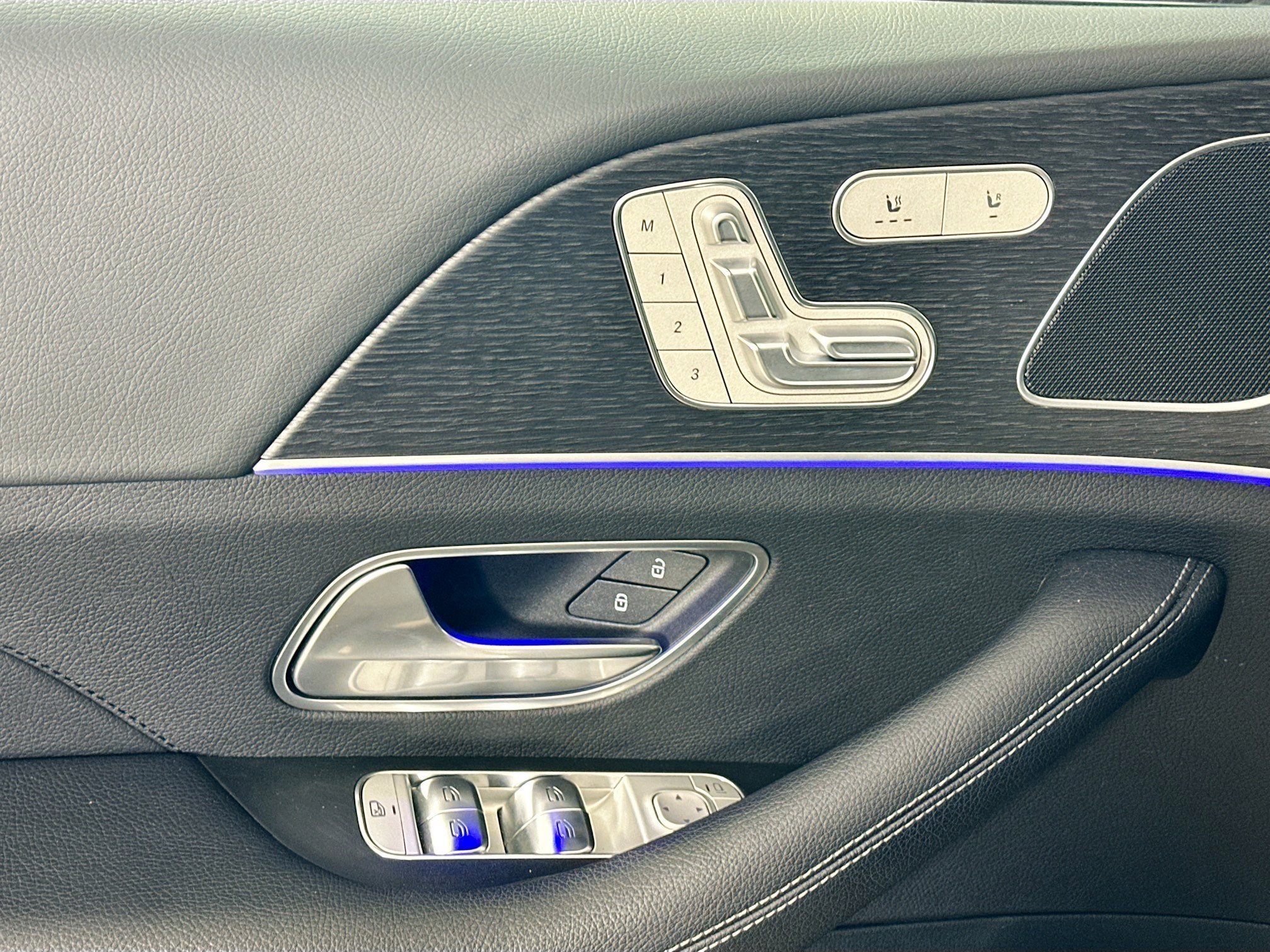 Certified 2025 Mercedes-Benz GLE 350 4MATIC image 22