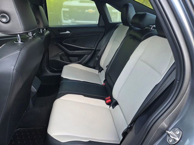 Used 2019 Volkswagen Jetta R-Line FWD image 11