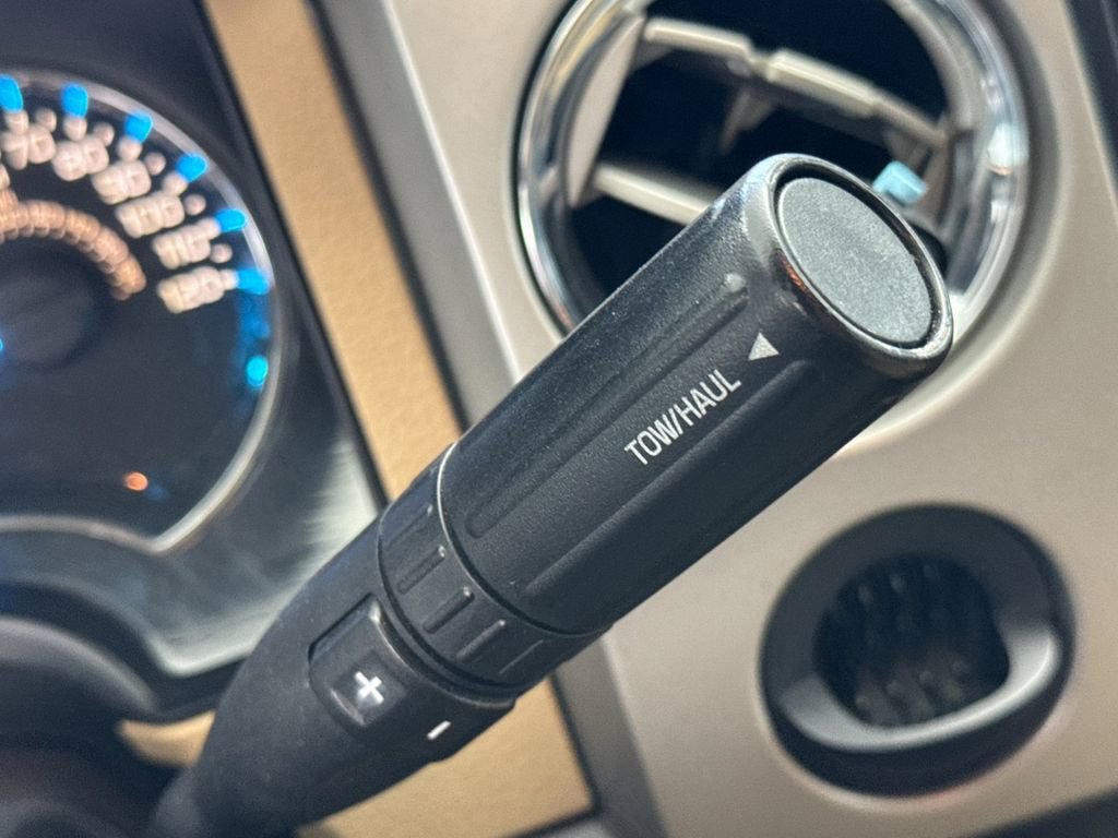 Used 2012 Ford F150 XLT w/ XLT Chrome Pkg image 19