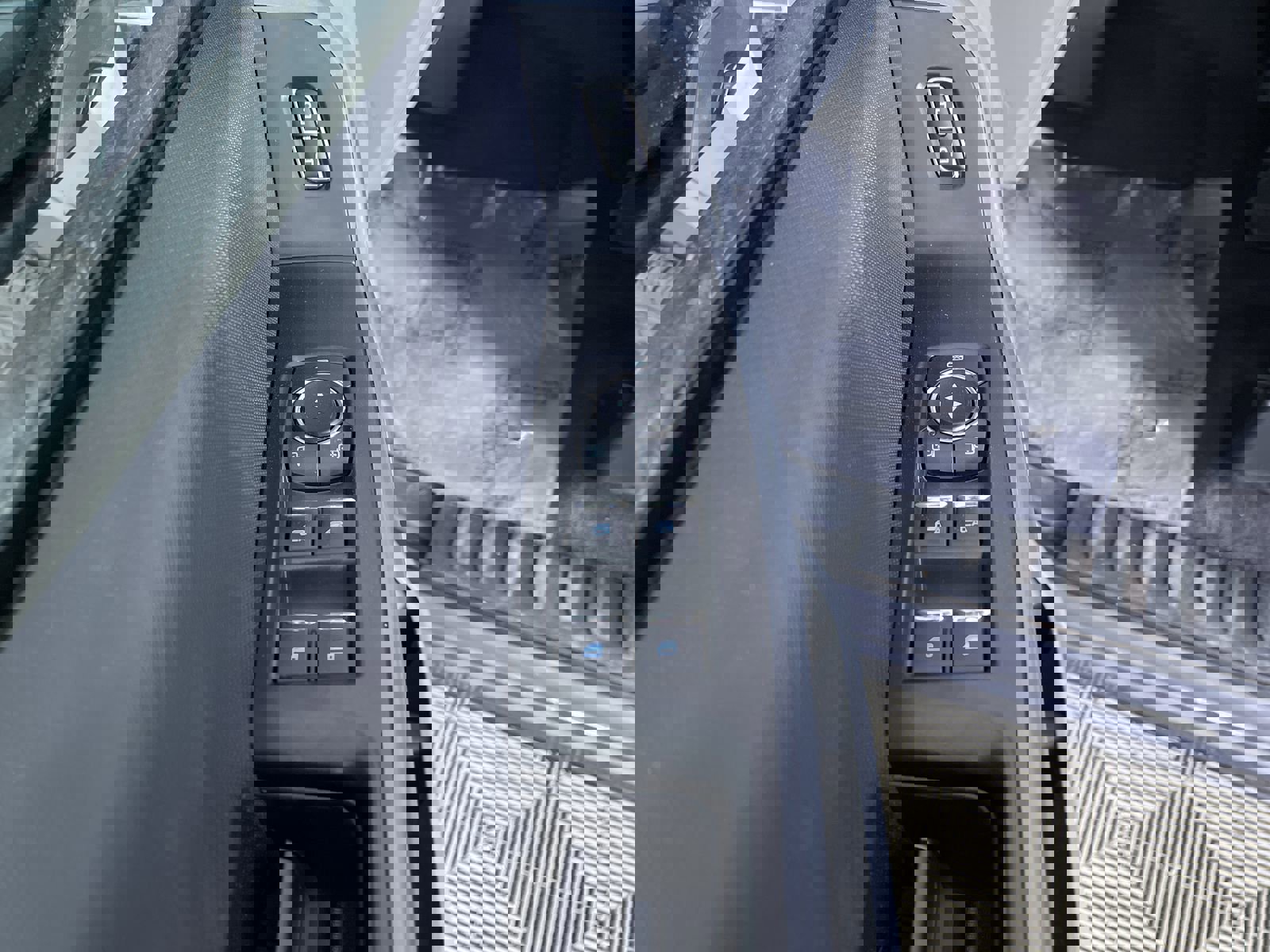 Used 2023 Ford F150 XLT image 14