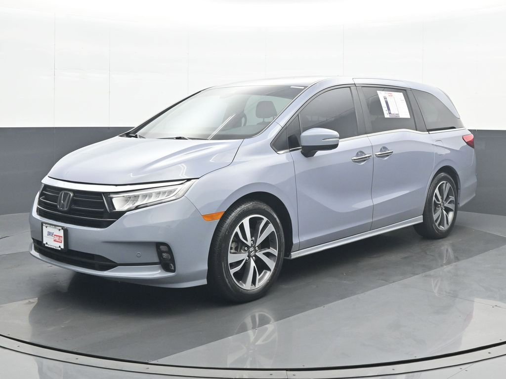 Used 2023 Honda Odyssey Touring image 2